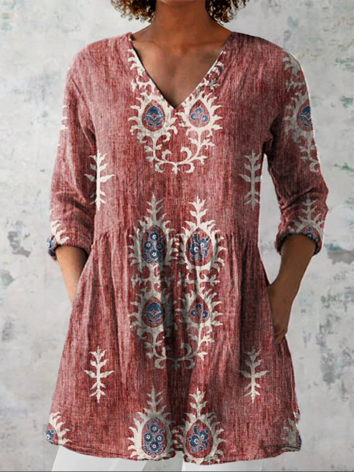 Božena | Dlouhá halenka s výstřihem do V