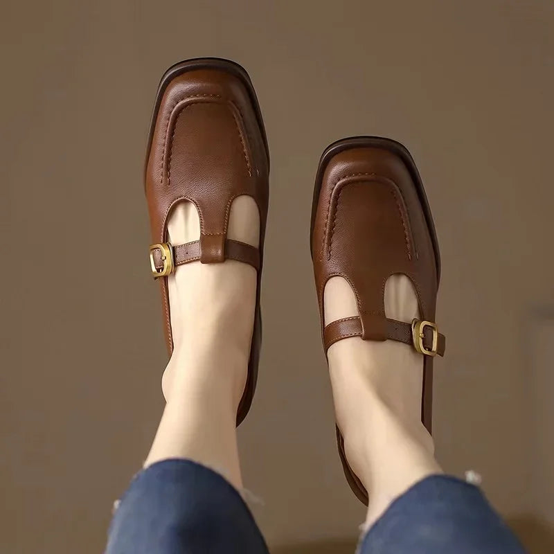 Bohdana | Boty s páskem do T ve vintage stylu