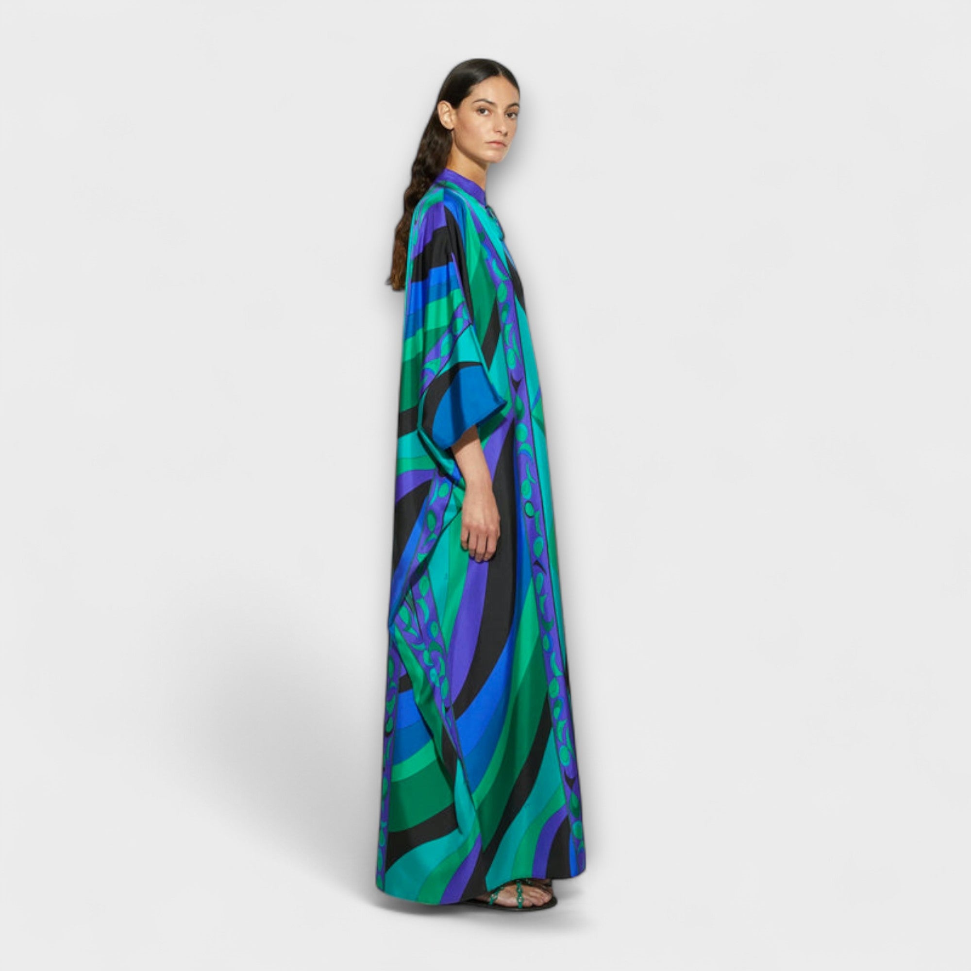 Žaneta | Výrazně barevný kaftan s psychedelickým vzorem