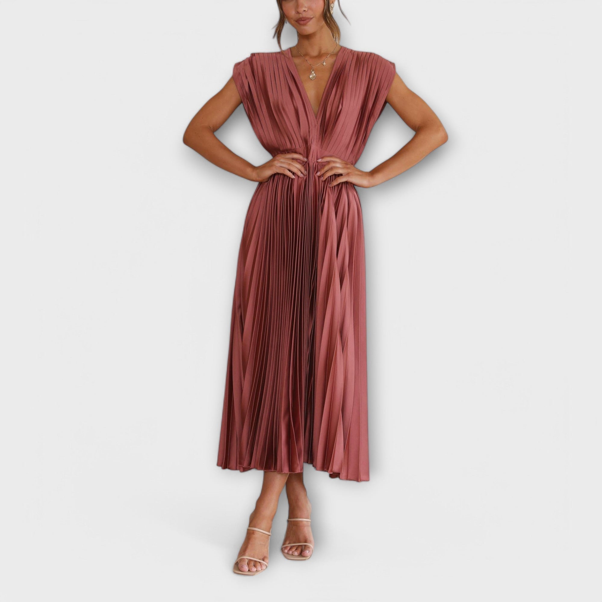 Amálka | Elegantní plisované šaty