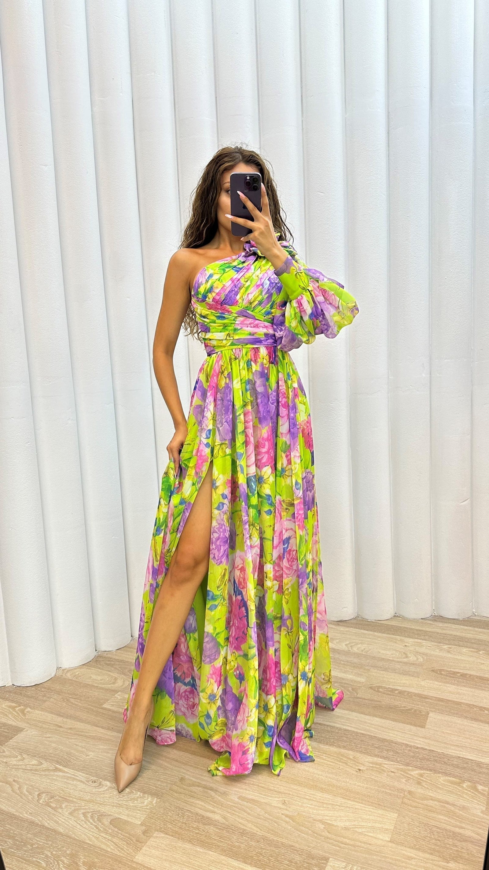 Drahomíra | Elegantní splývavé šaty