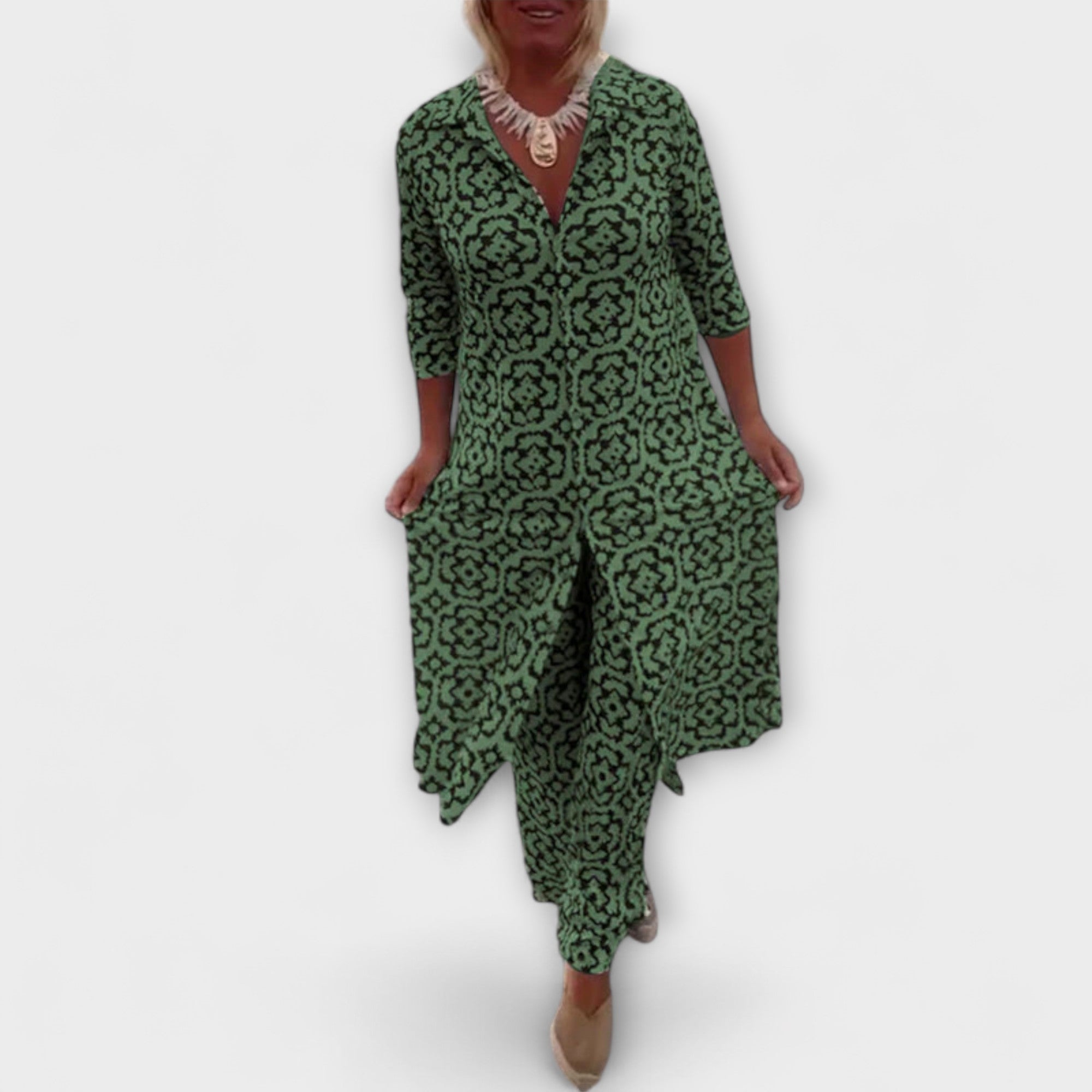 Zlata | Elegantní souprava s geometrickým vzorem